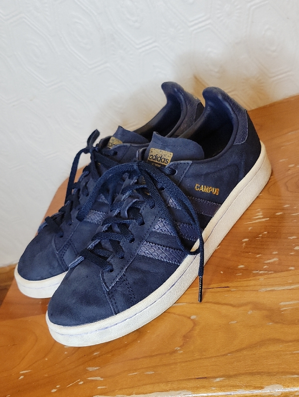 adidas Campus Sneakers - Navy Suede Gold Branding Size US 6.5 - Picture 2 of 10